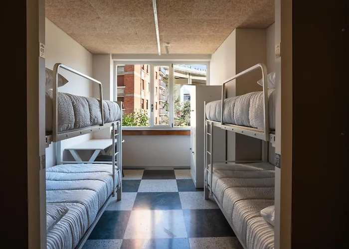 Lamia BBK Women Hostel-Solo mujeres Bilbao